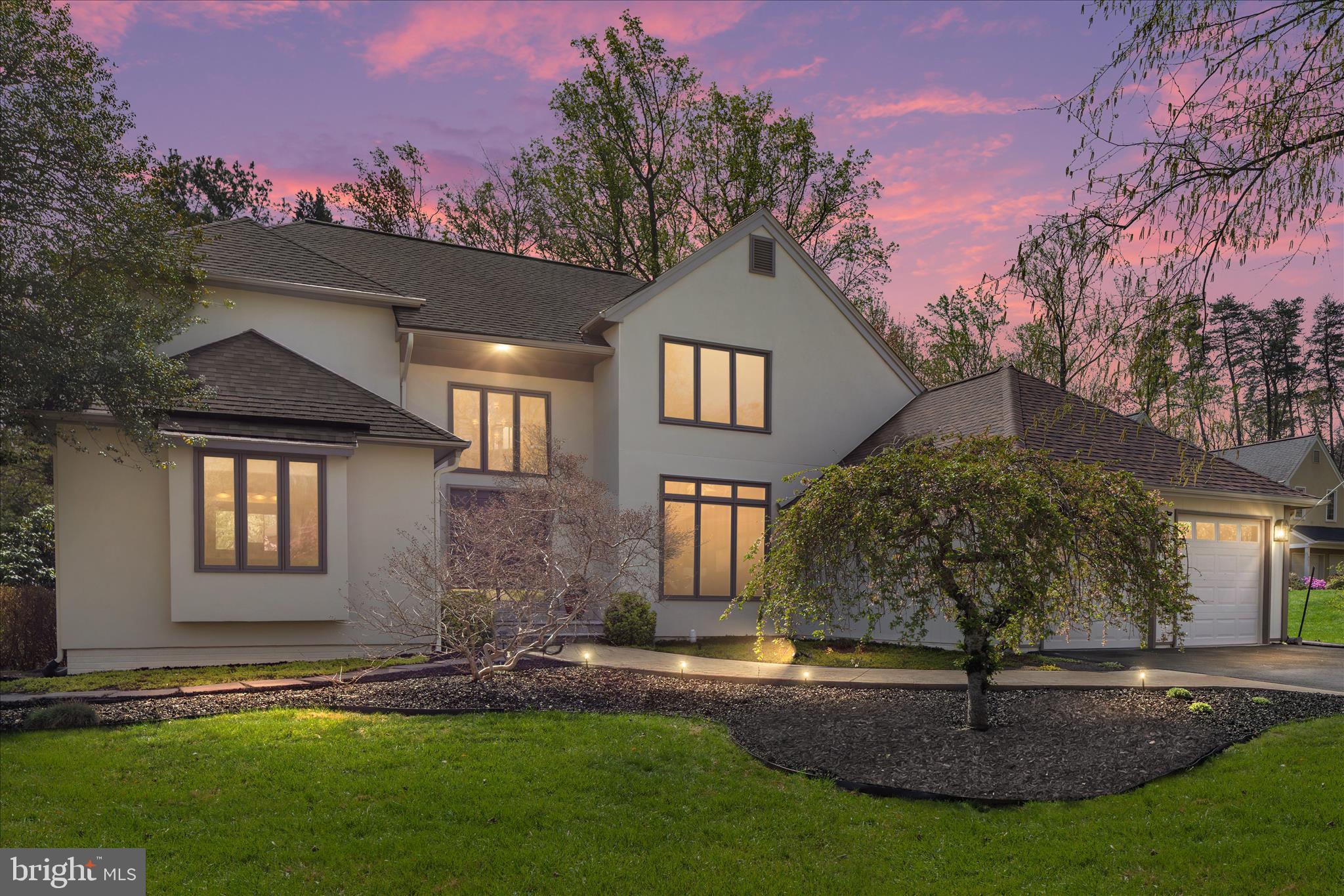 9107 MEADOWCREEK LANE