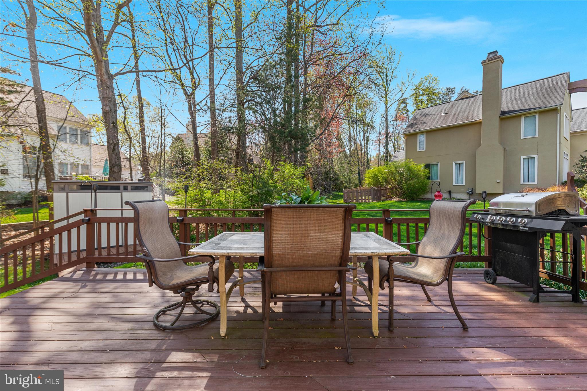 9107 MEADOWCREEK LANE