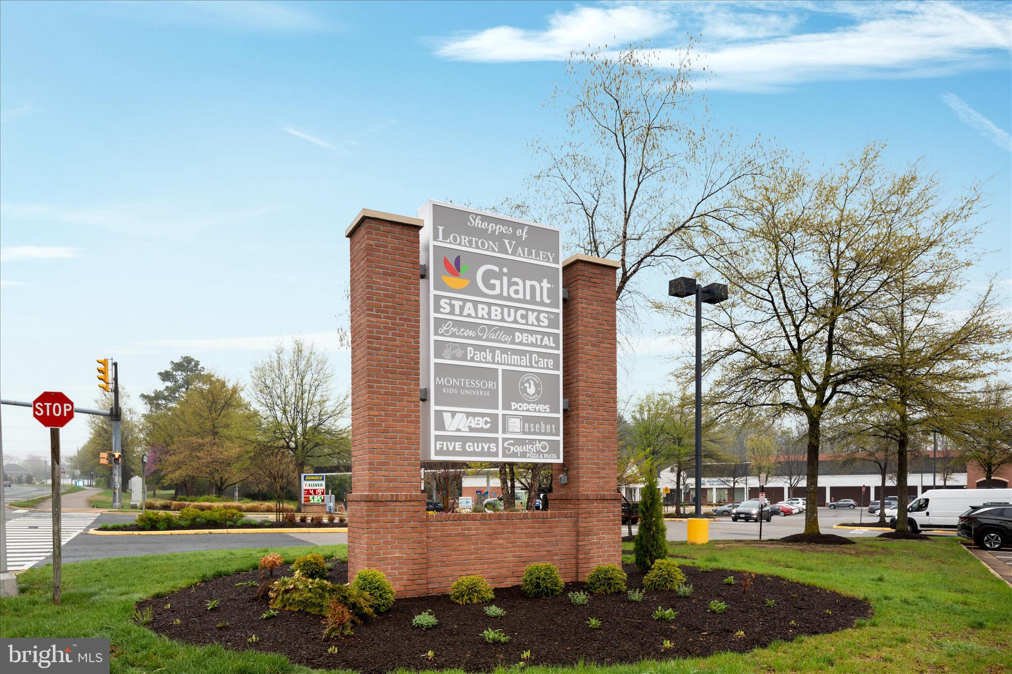 9107 MEADOWCREEK LANE