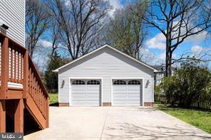 2725 OLDEWOOD DRIVE