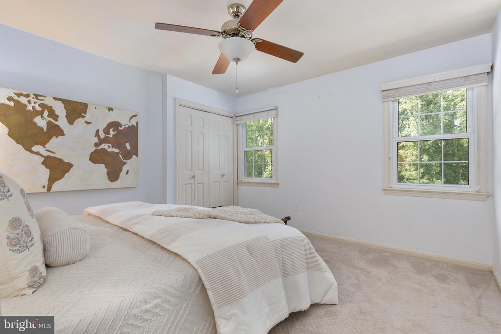 10618 SHADOW LANE