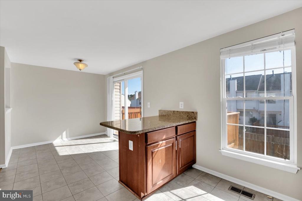 3351 CANTON CT