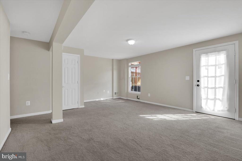 3351 CANTON CT