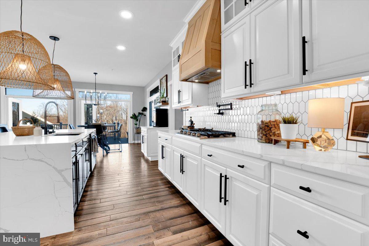 17149 Gullwing Dr