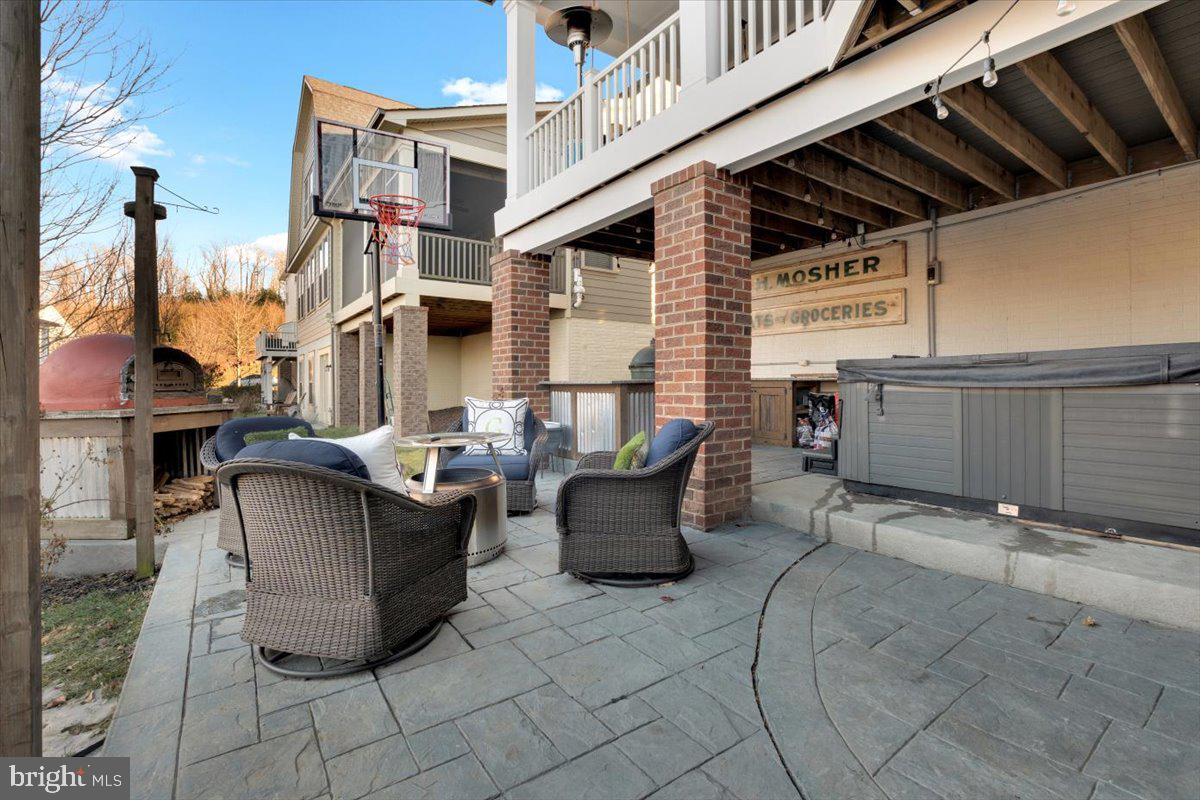 17149 Gullwing Dr