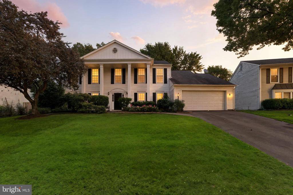 2789 Maple Ridge Dr