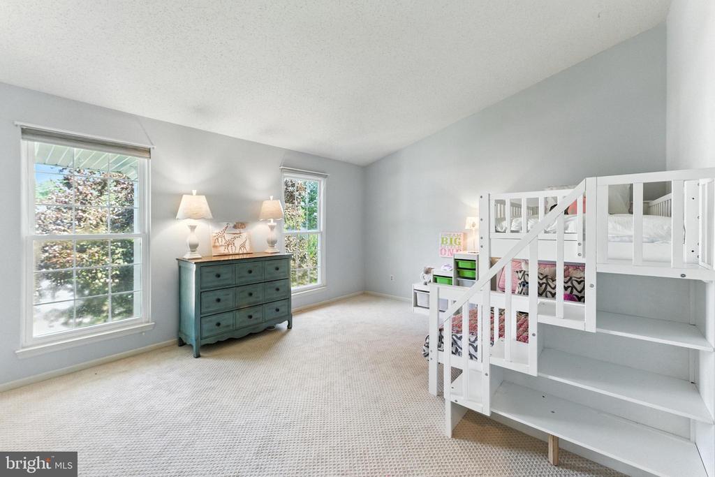2789 Maple Ridge Dr
