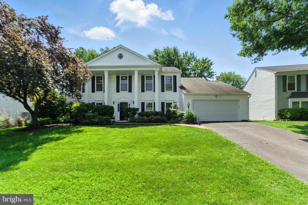 2789 Maple Ridge Dr