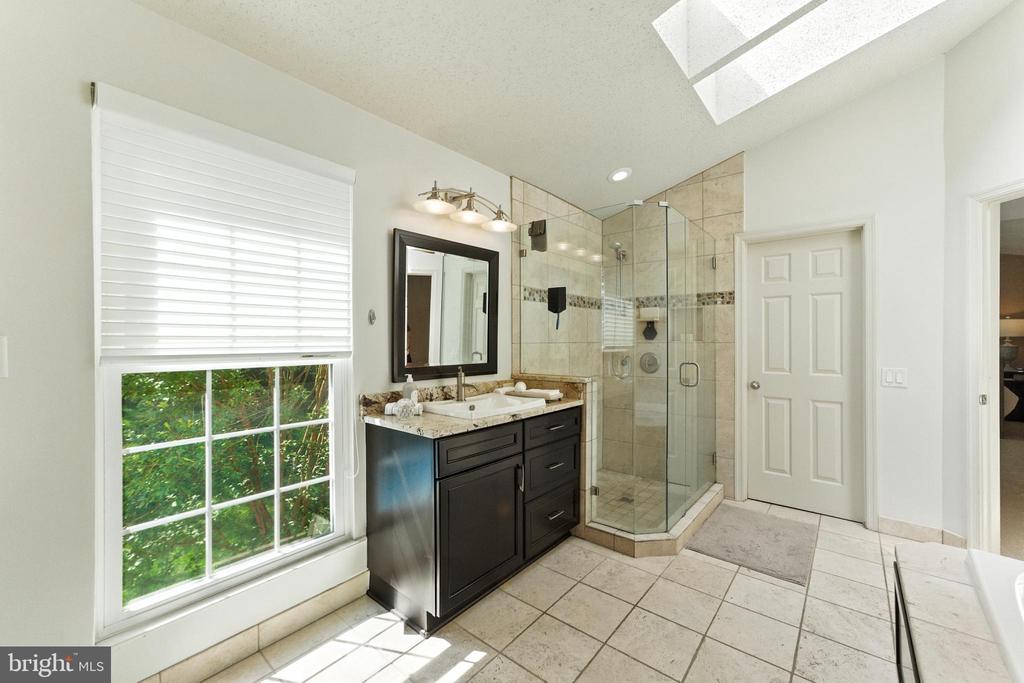 2789 Maple Ridge Dr