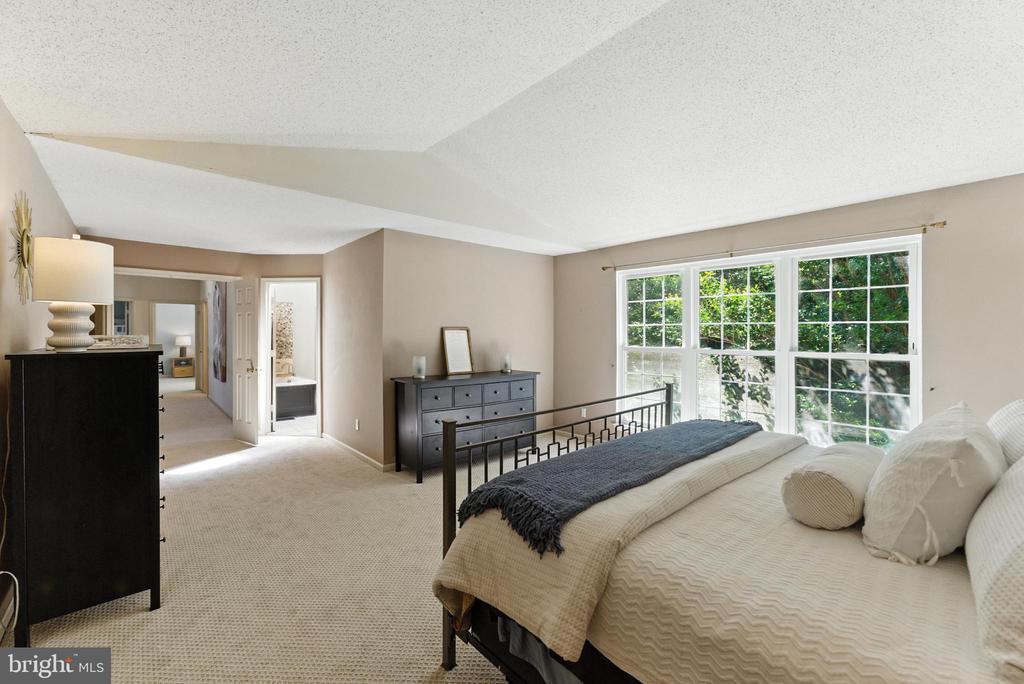 2789 Maple Ridge Dr