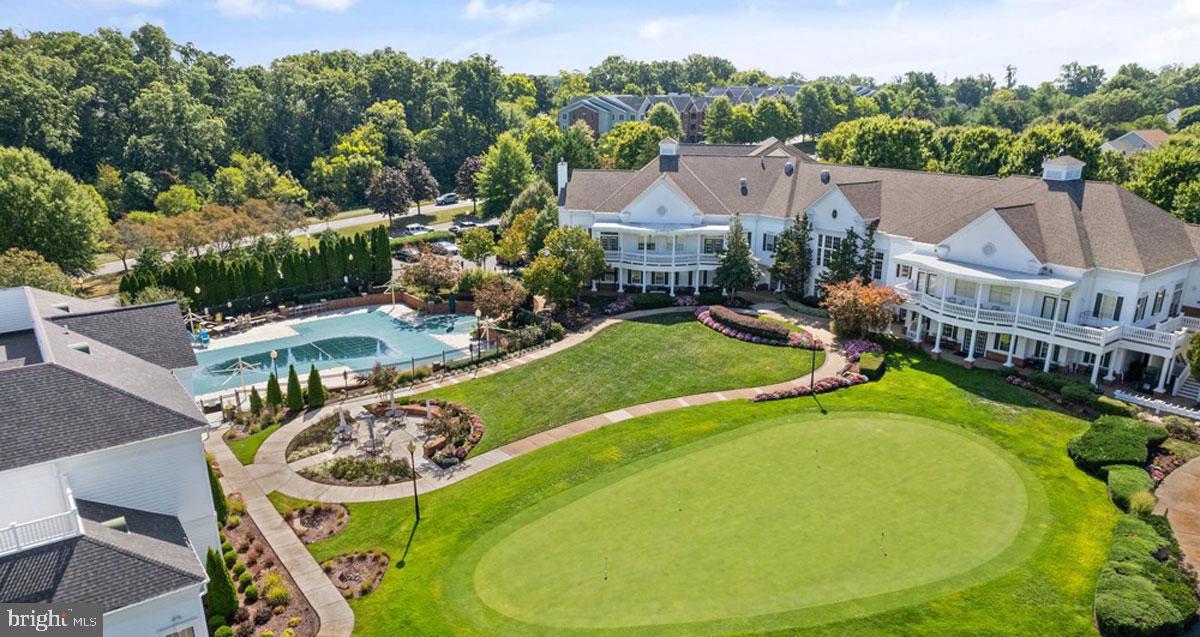 6066 HALVERTON PLACE