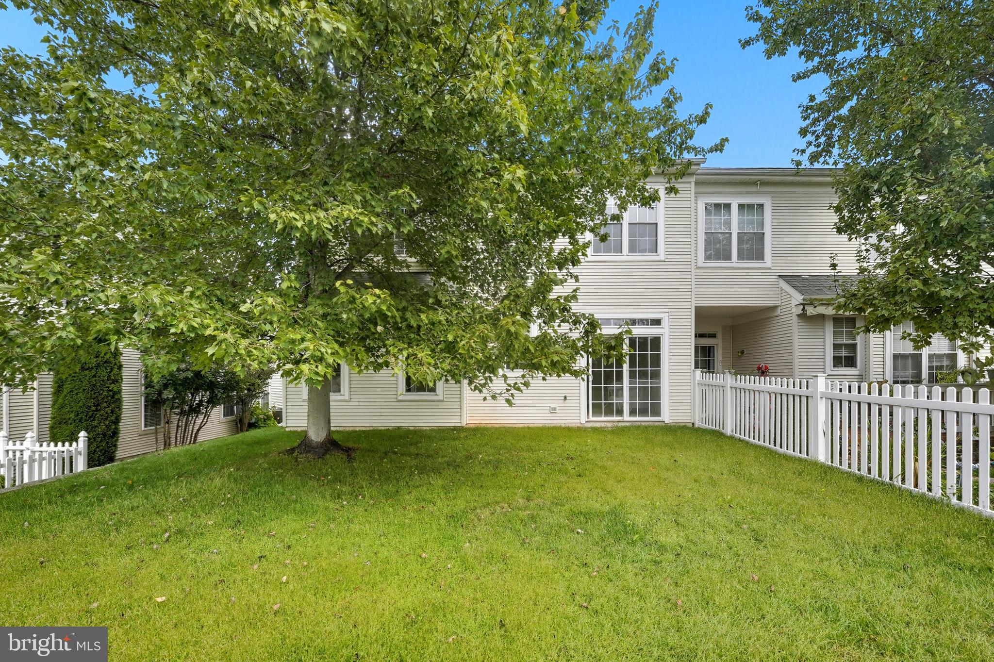 6066 HALVERTON PLACE