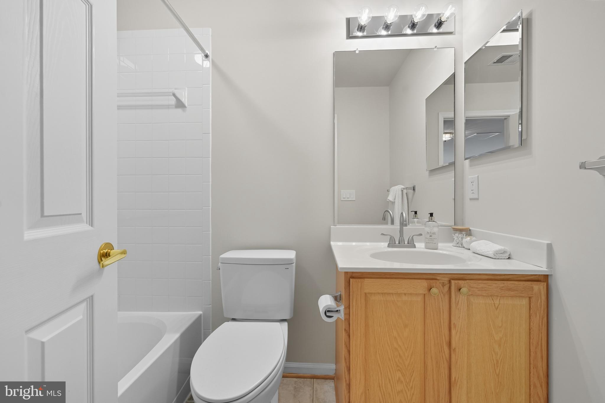 6066 HALVERTON PLACE