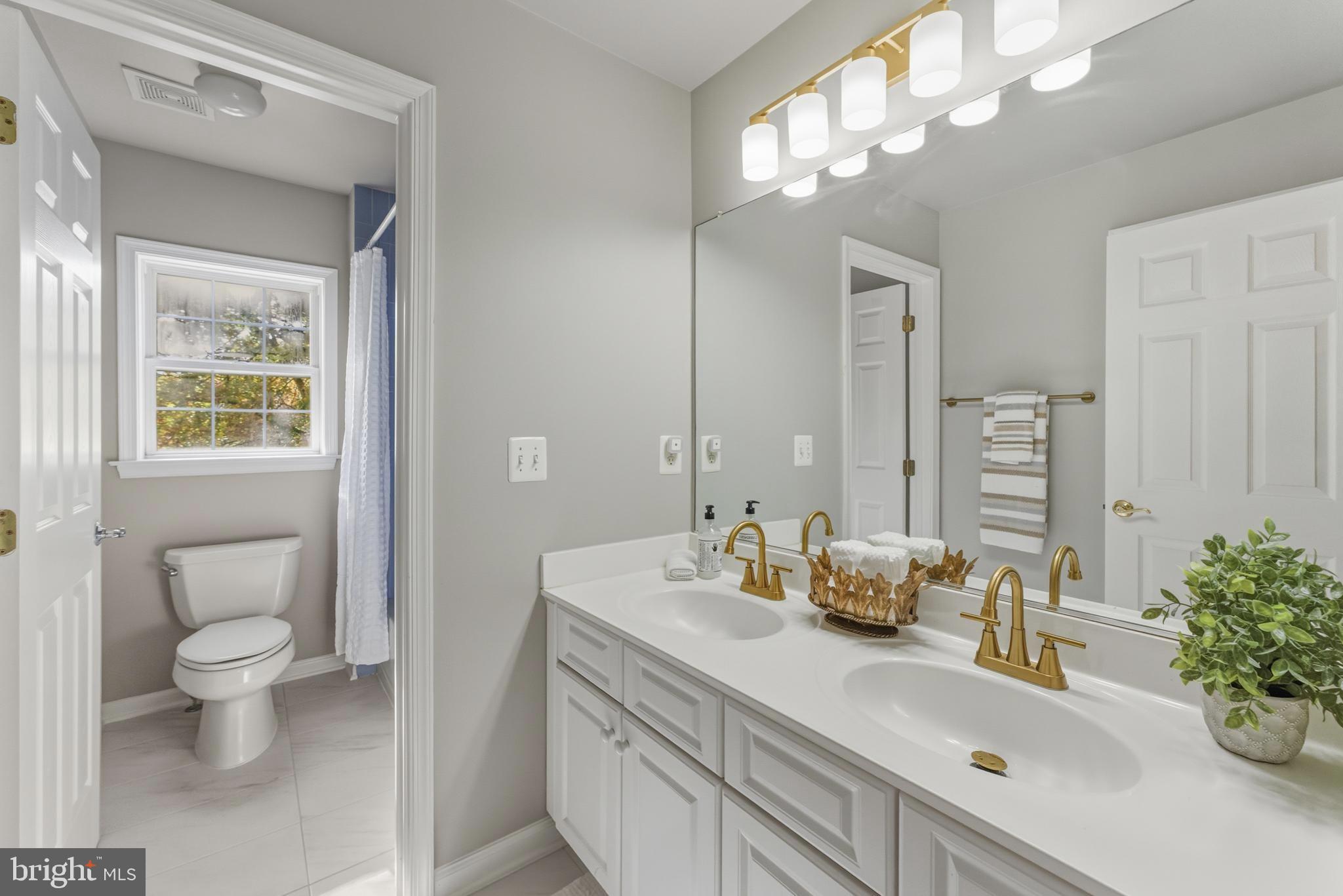 16830 TIDEWATER COURT