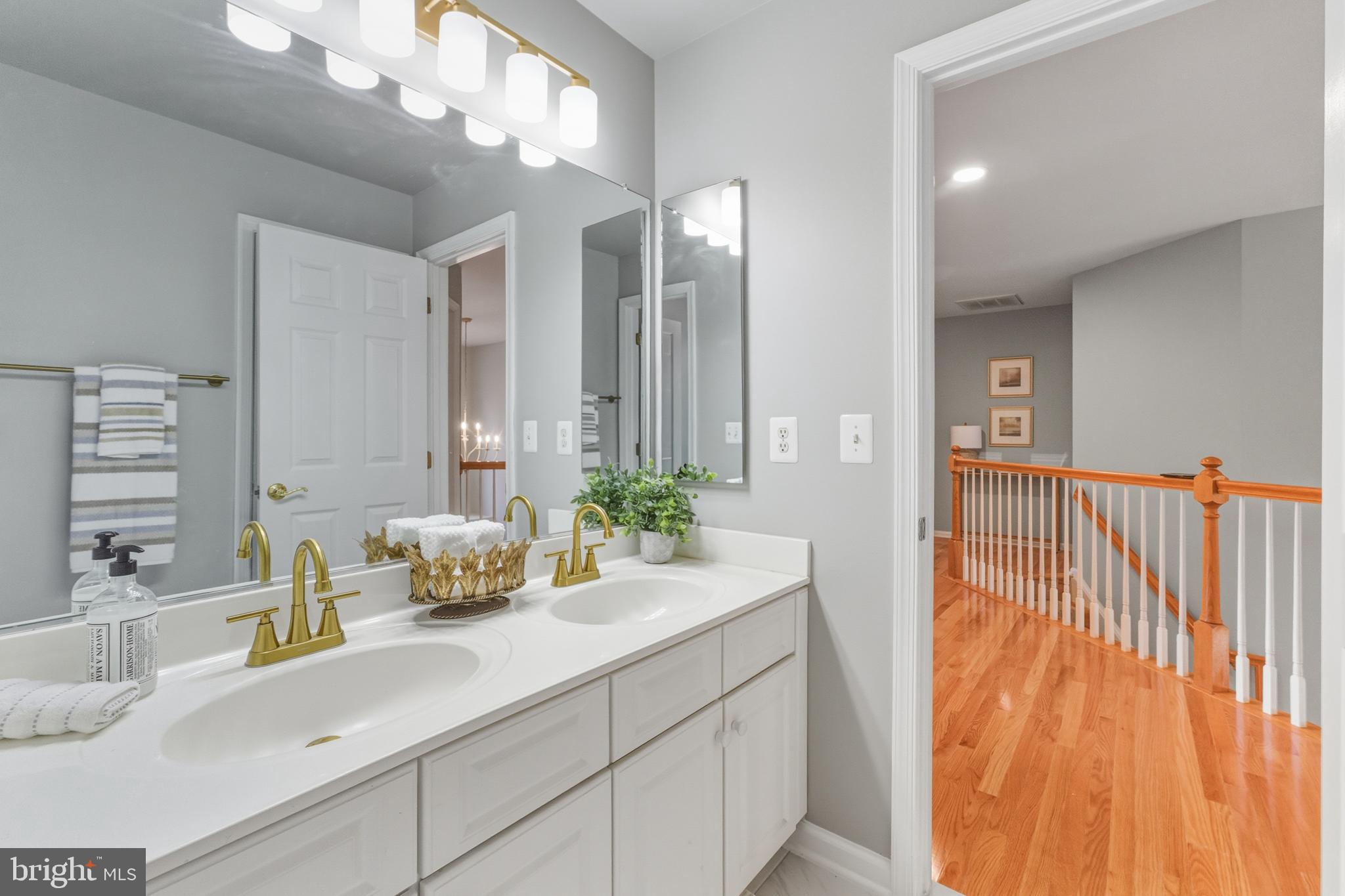 16830 TIDEWATER COURT