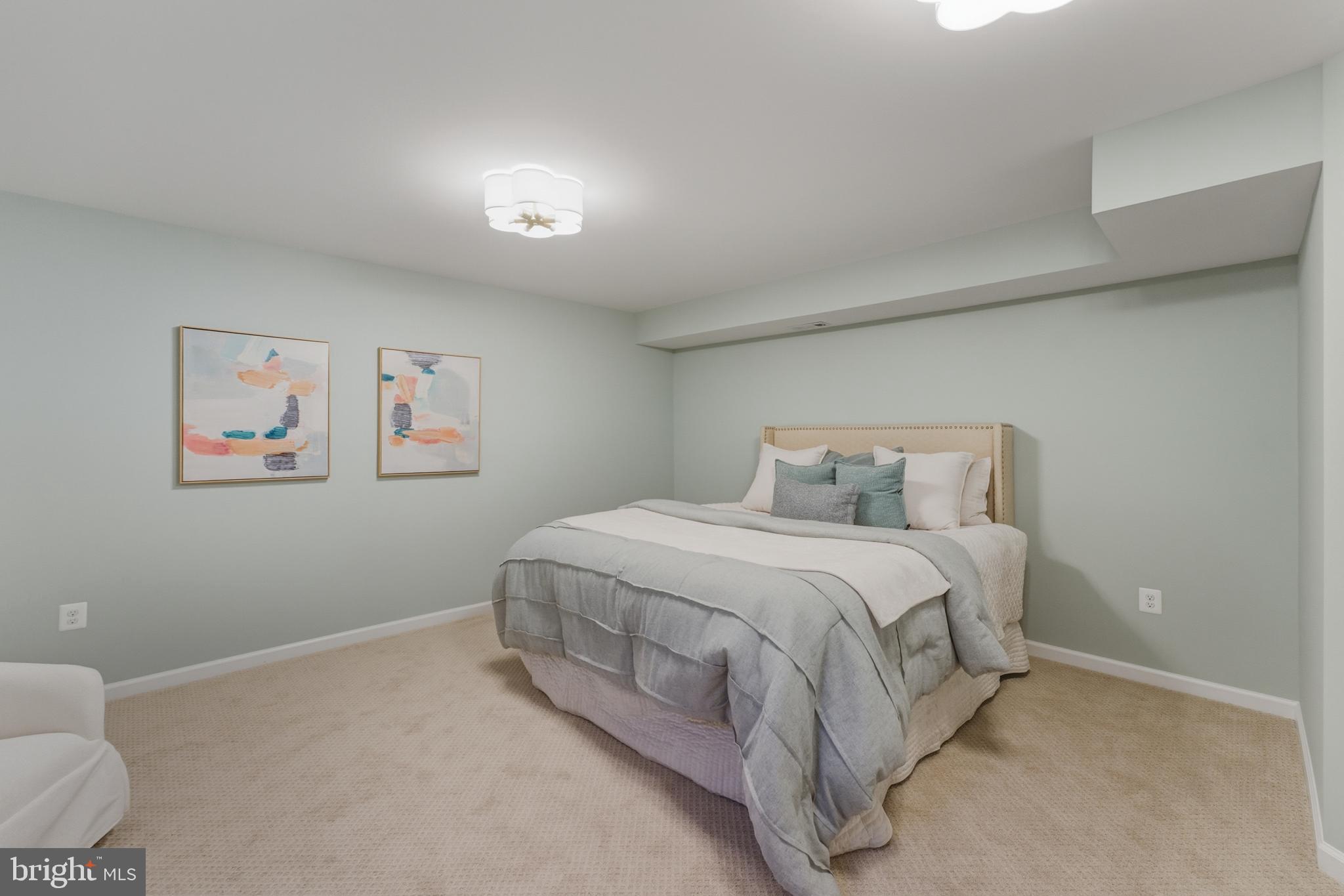 16830 TIDEWATER COURT