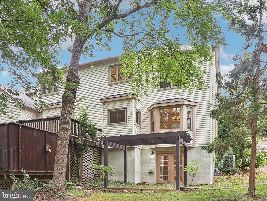 12720 KNIGHTSBRIDGE DRIVE