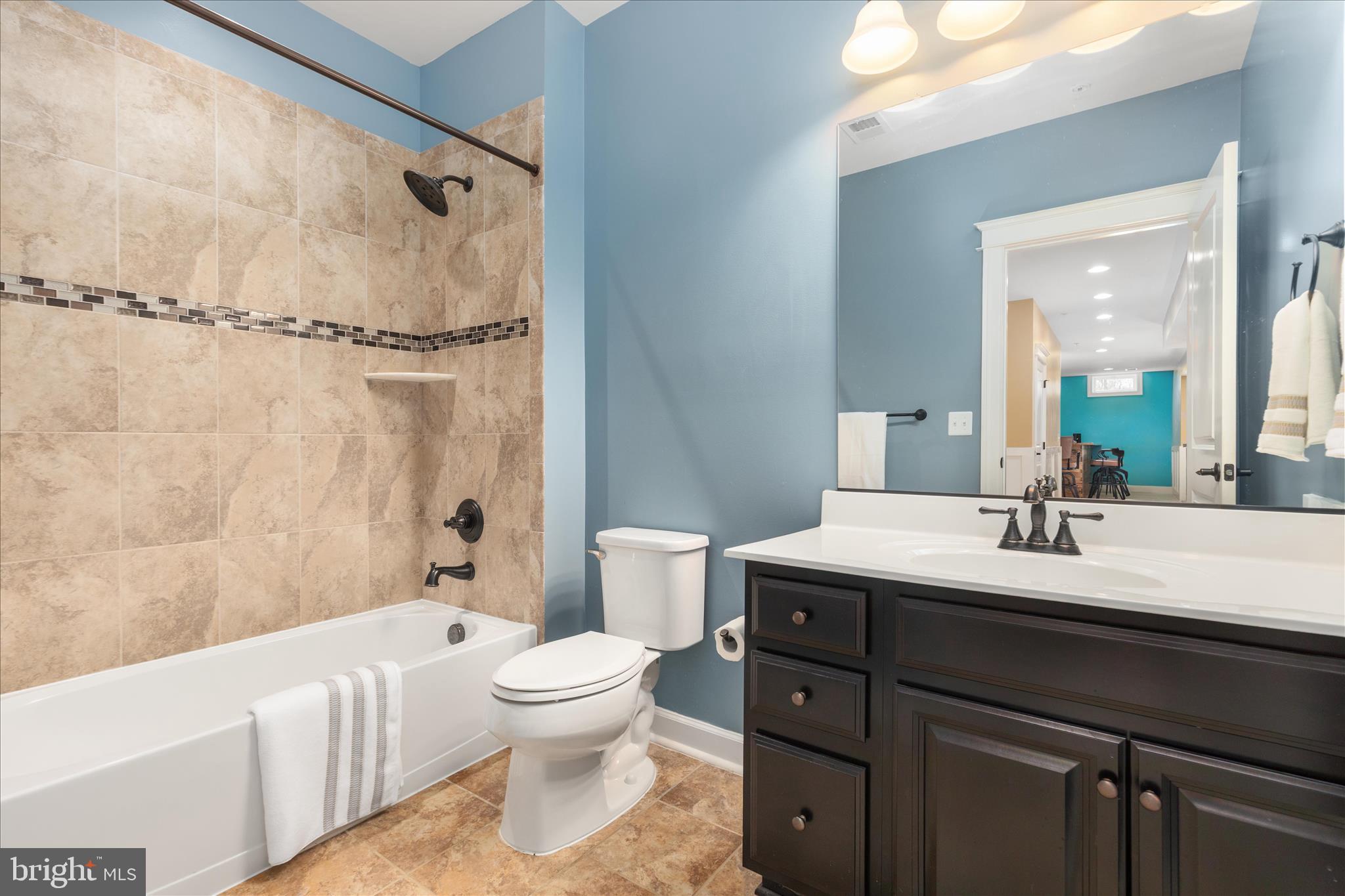 2501 POTOMAC RIVER BOULEVARD