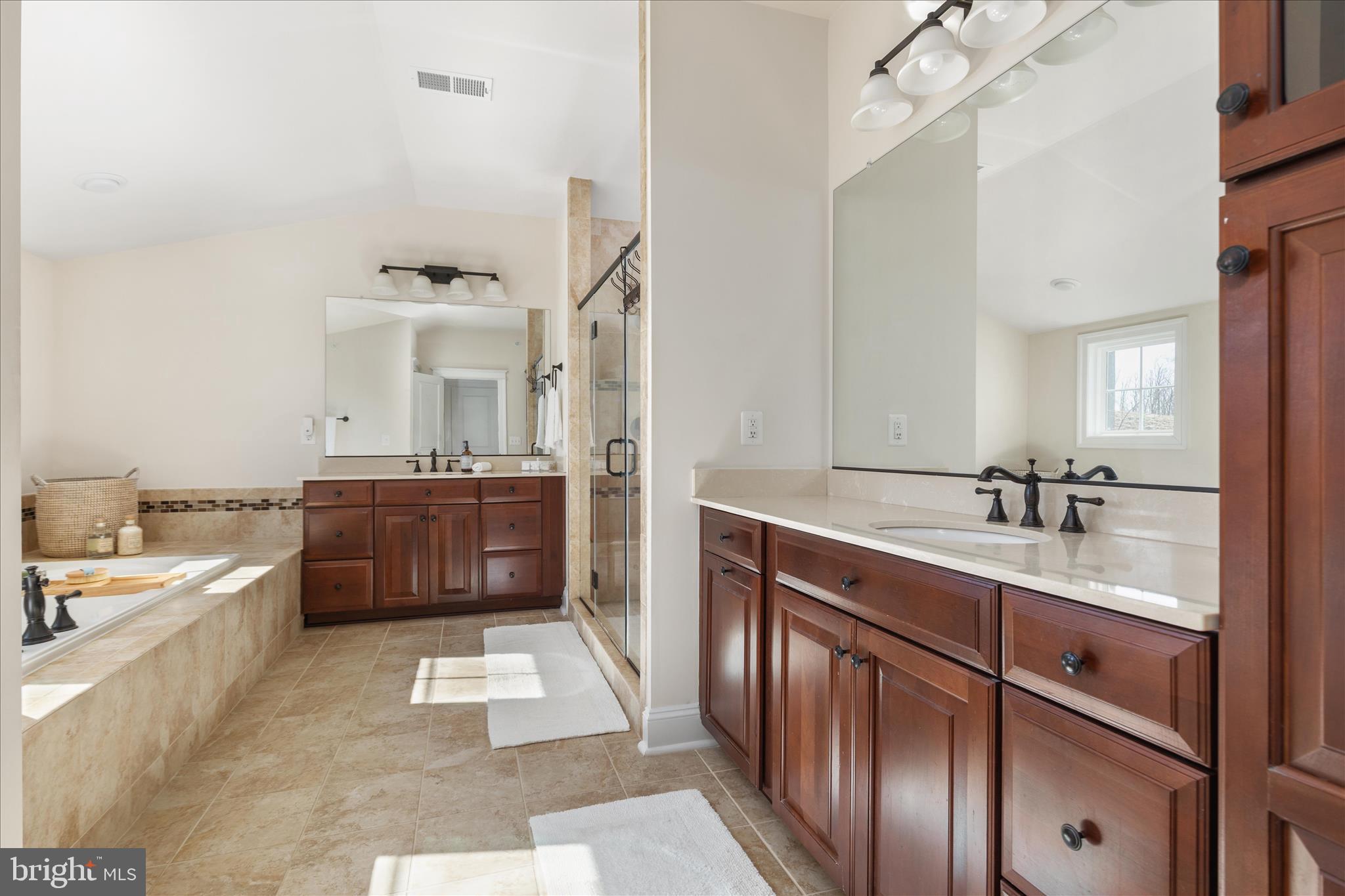 2501 POTOMAC RIVER BOULEVARD