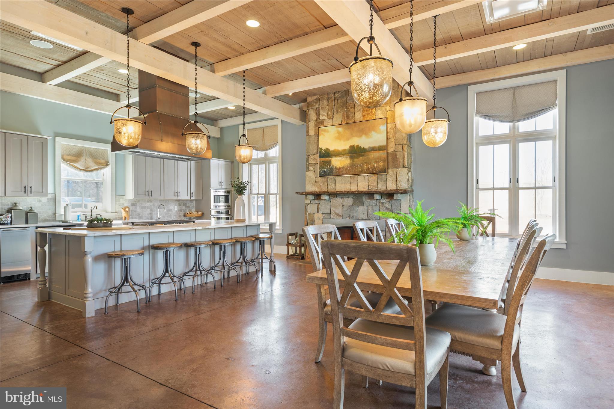 2501 POTOMAC RIVER BOULEVARD