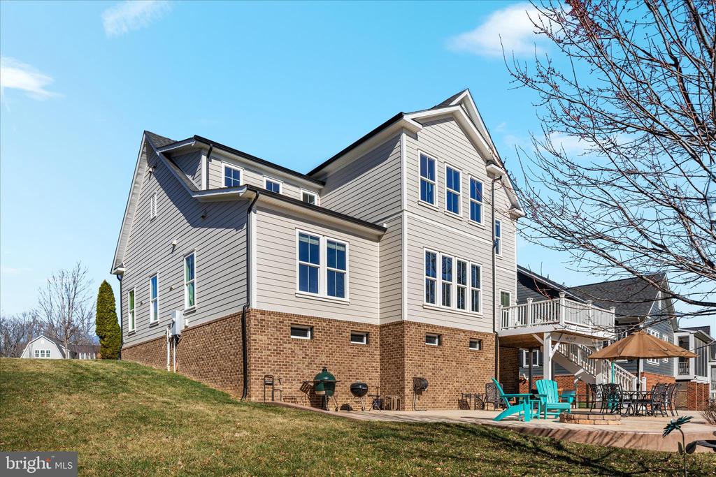 2501 POTOMAC RIVER BOULEVARD