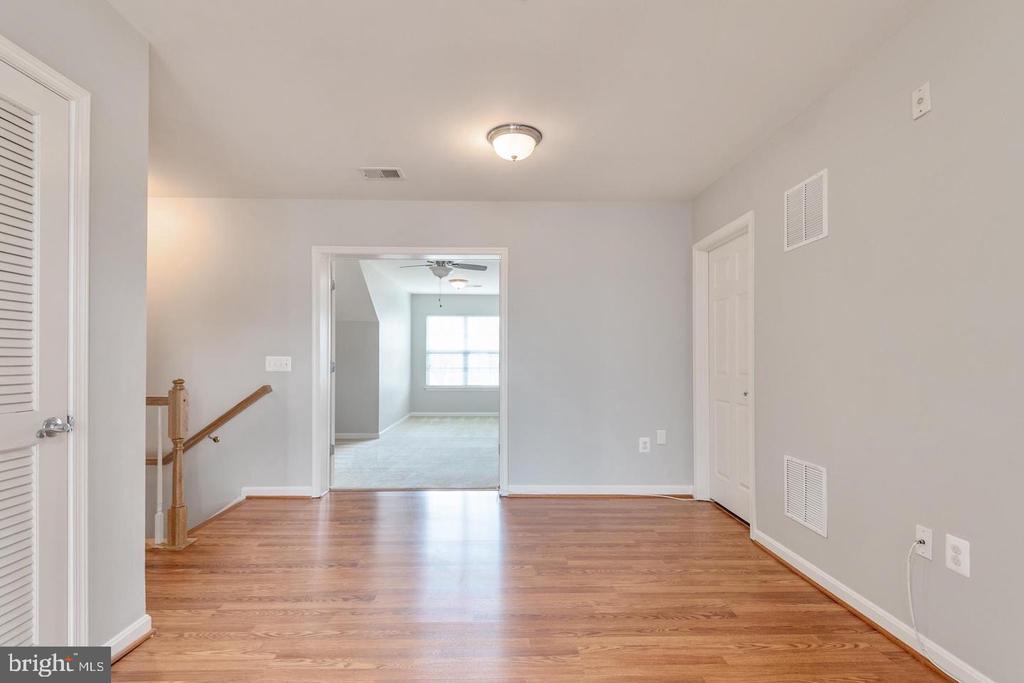 1834 CEDAR COVE WAY