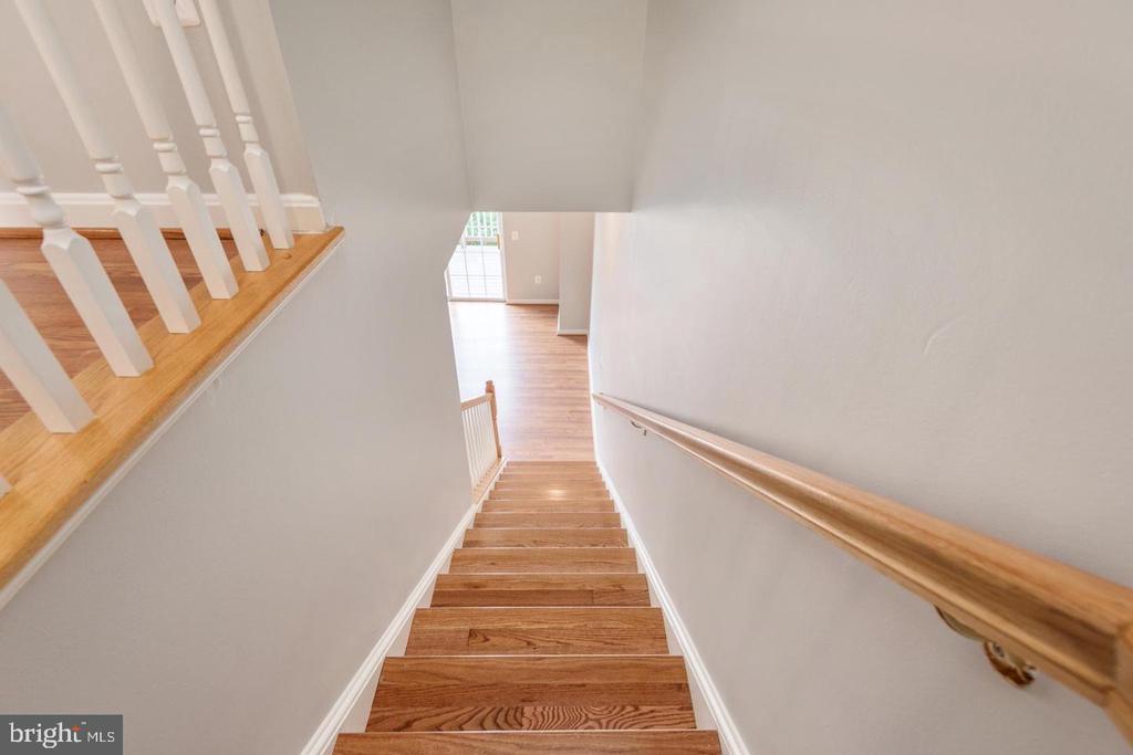 1834 CEDAR COVE WAY