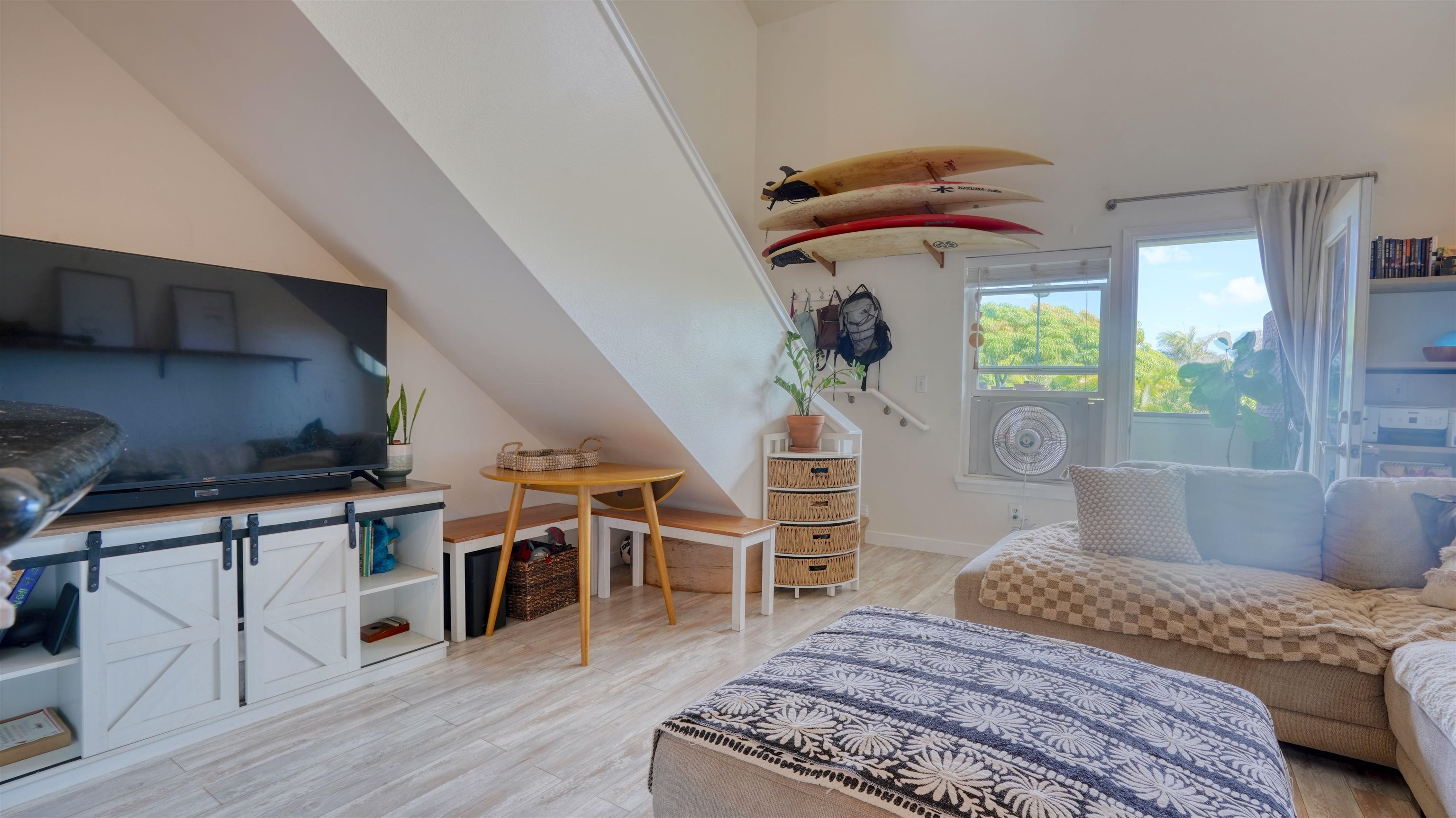 3710 LOWER HONOAPIILANI Rd Unit: F44