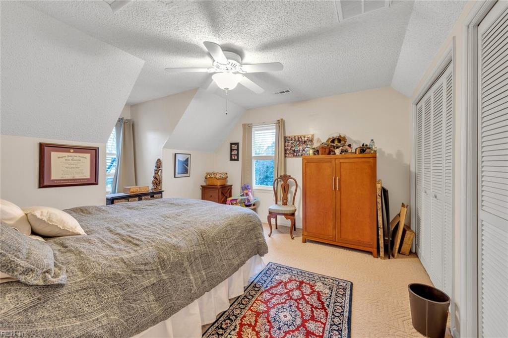112 Hudgins RD