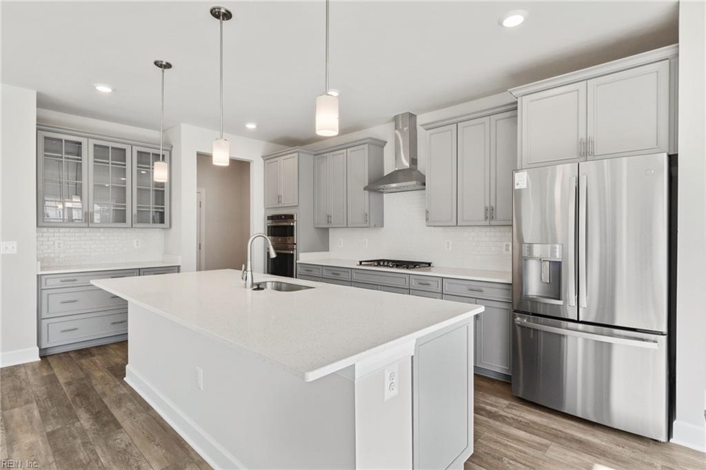 9366 Imagination AVE