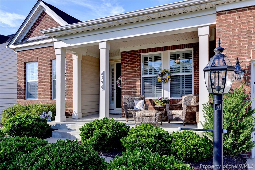 4320 Harrington Cmns