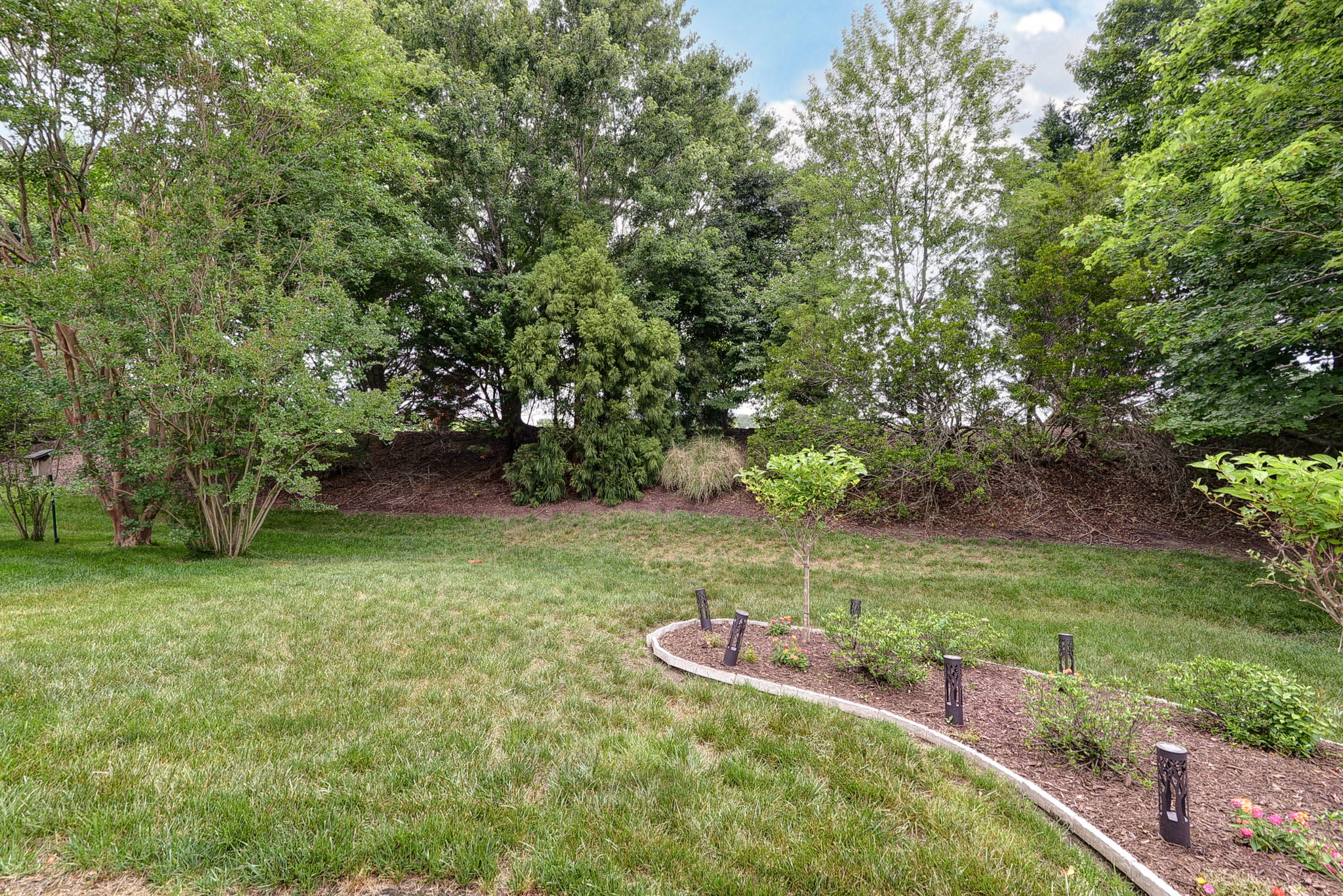 6567 Wiltshire Rd