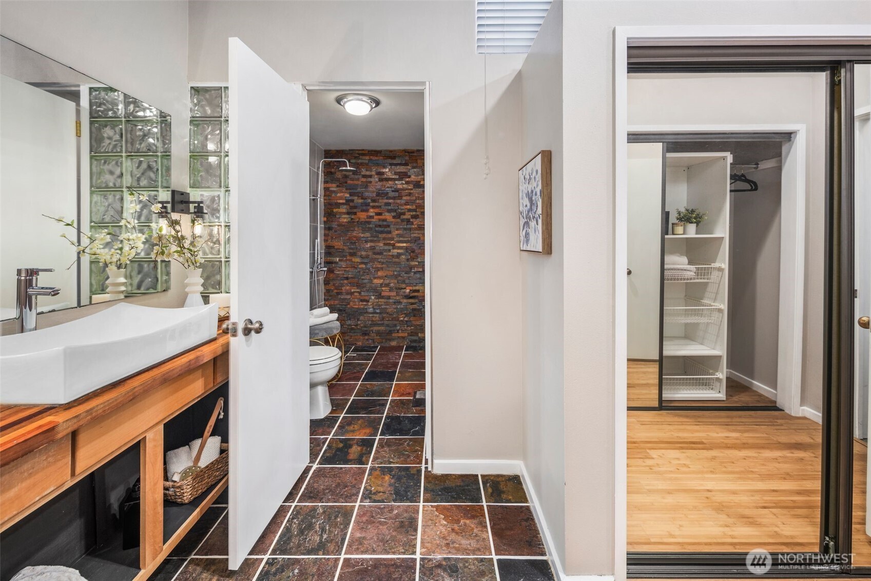 19523 86th Avenue W Unit: 523