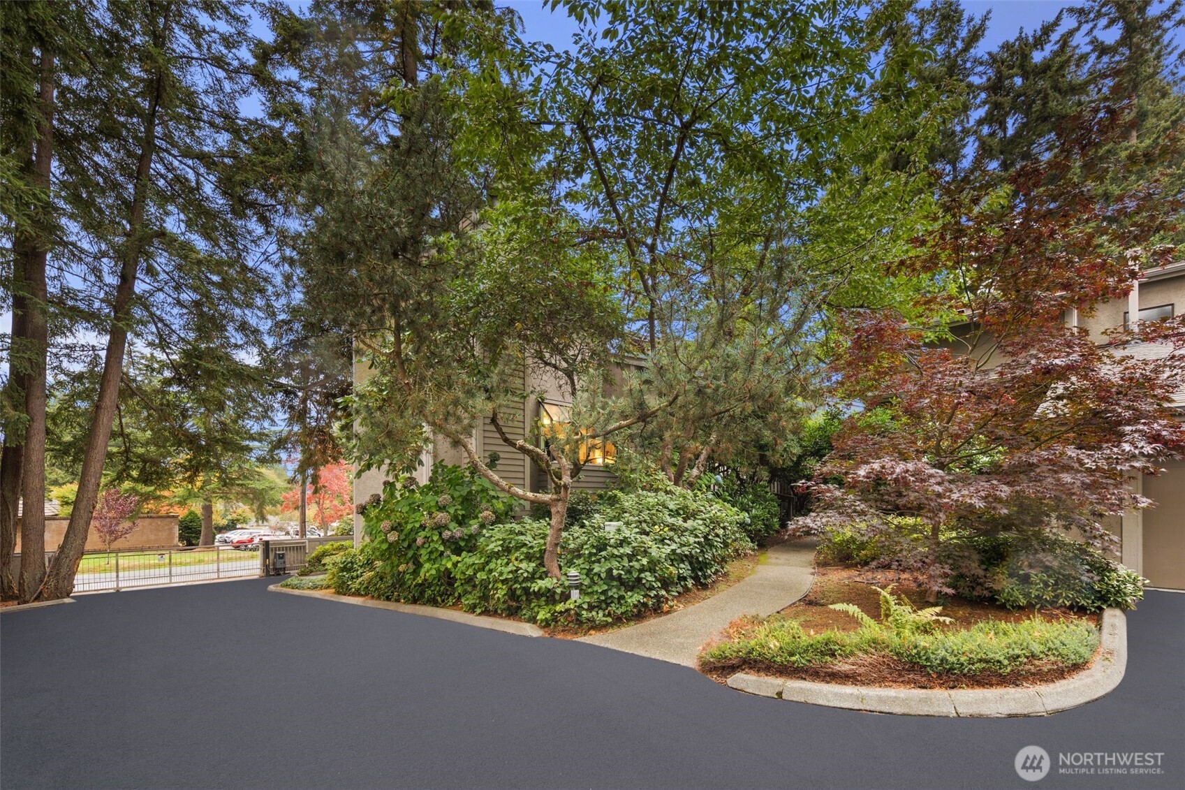 19523 86th Avenue W Unit: 523