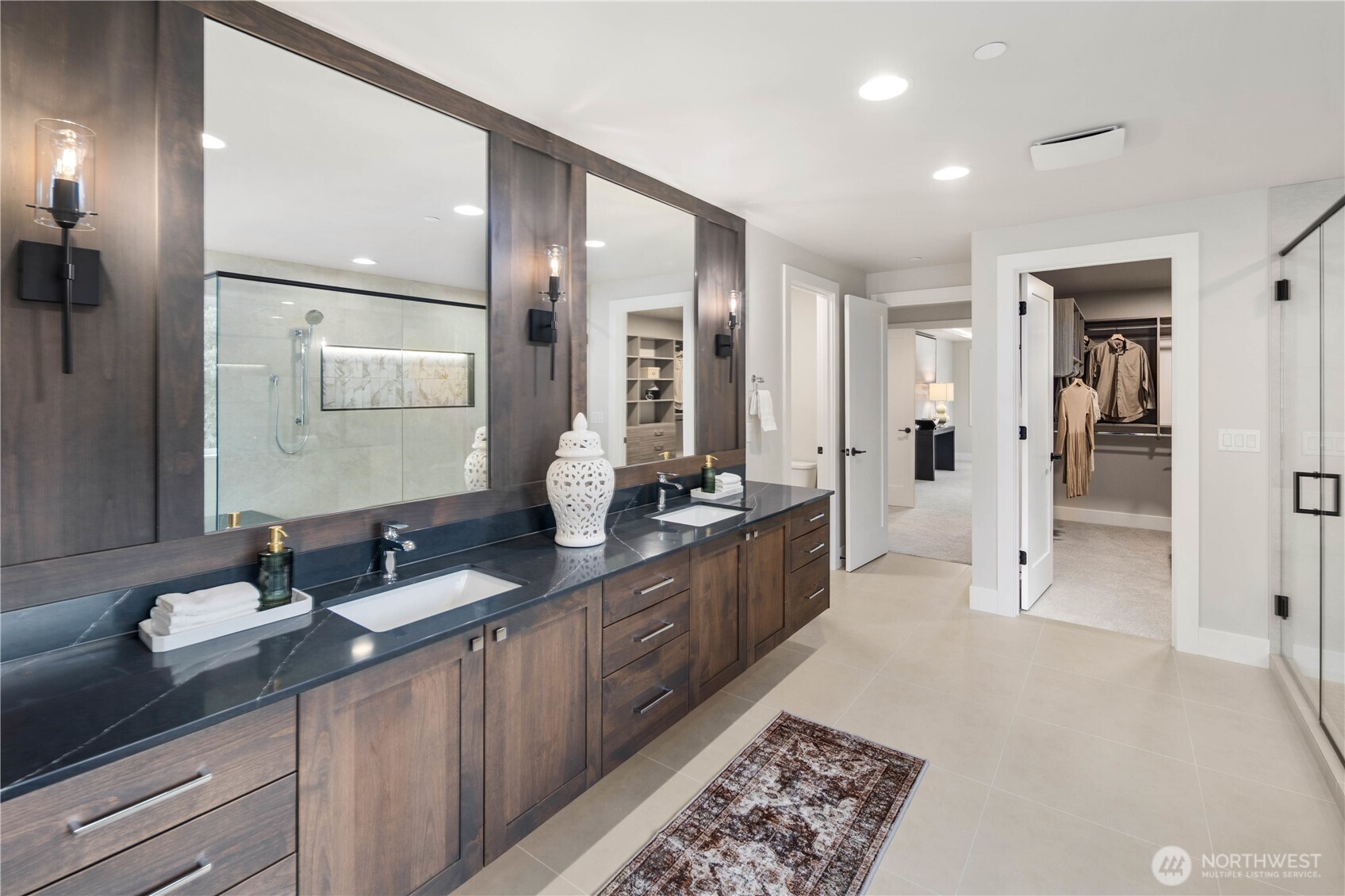 12127 NE 65th Street