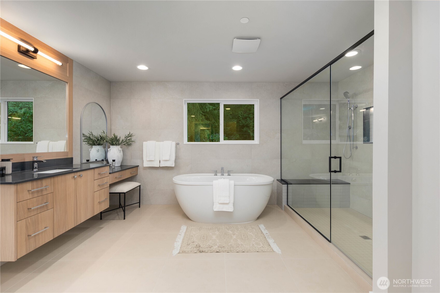 12206 NE 61st Street