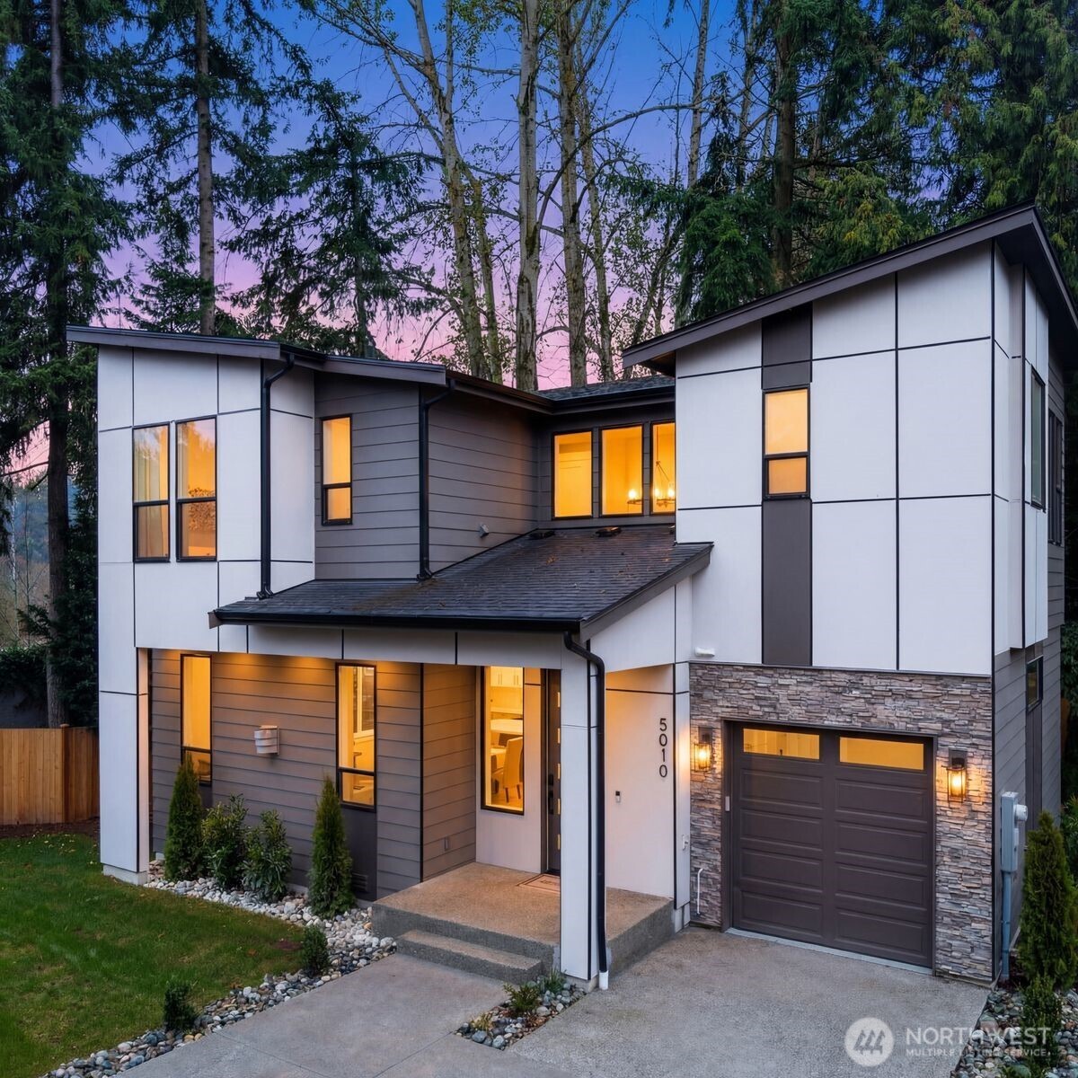 5010 114th Avenue NE