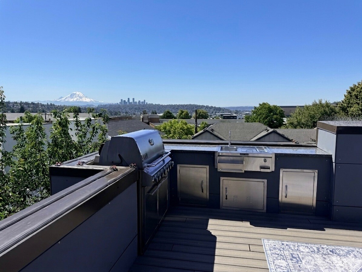 6714 Mary Avenue NW Unit: A
