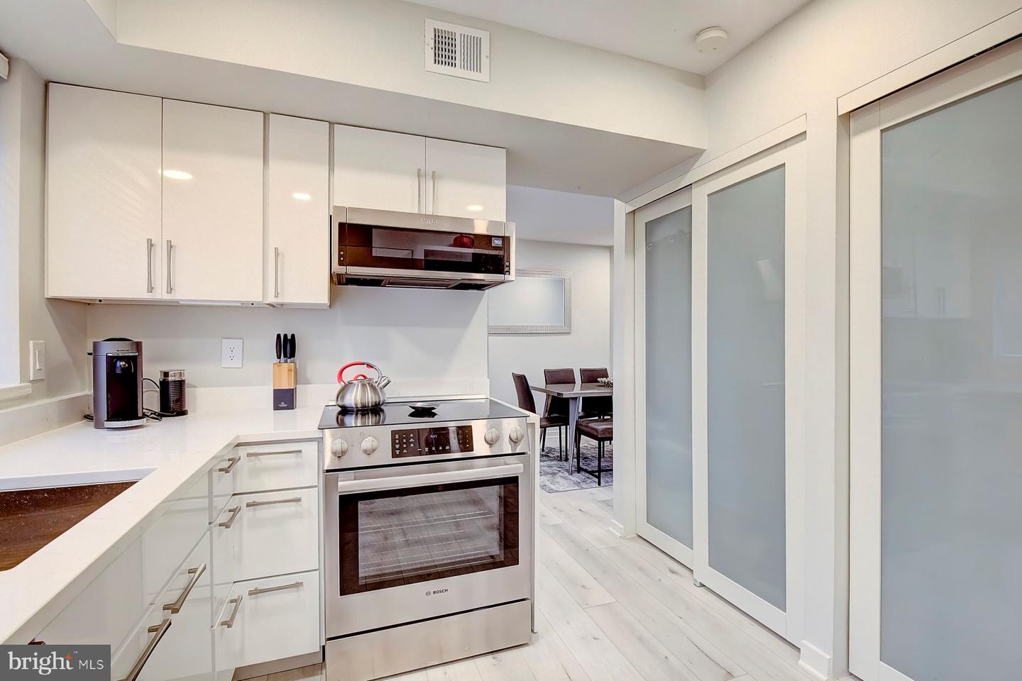 14 President Point Dr #A1