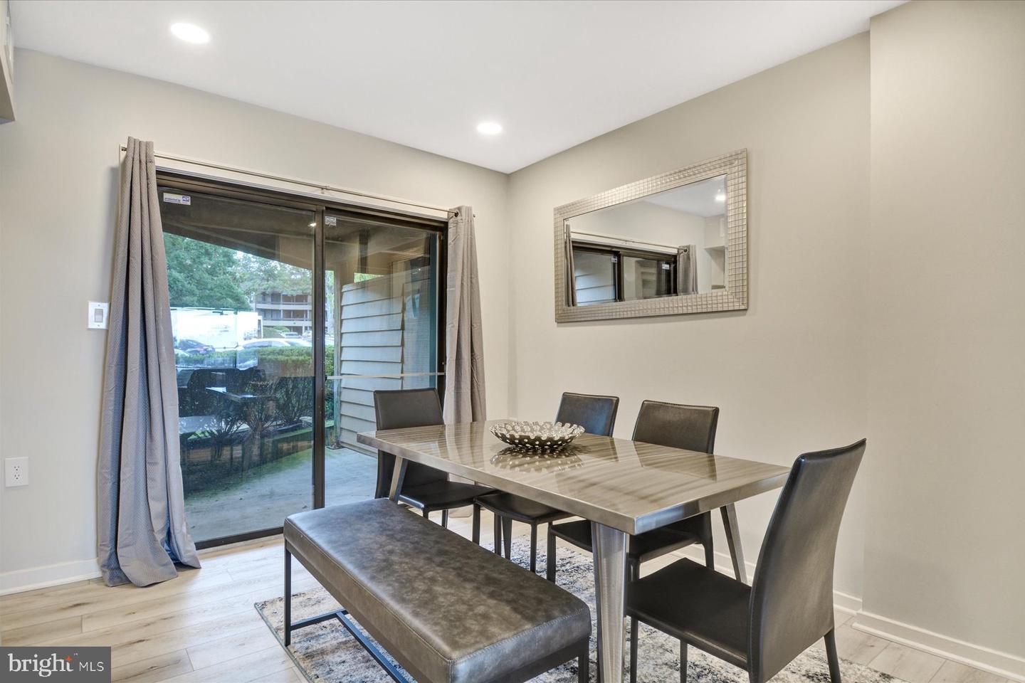 14 President Point Dr #A1