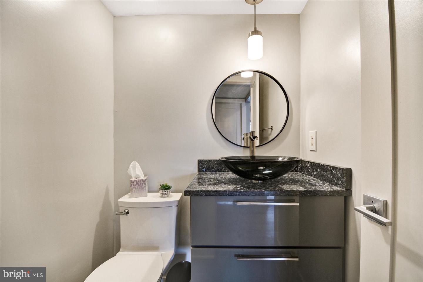 14 President Point Dr #A1