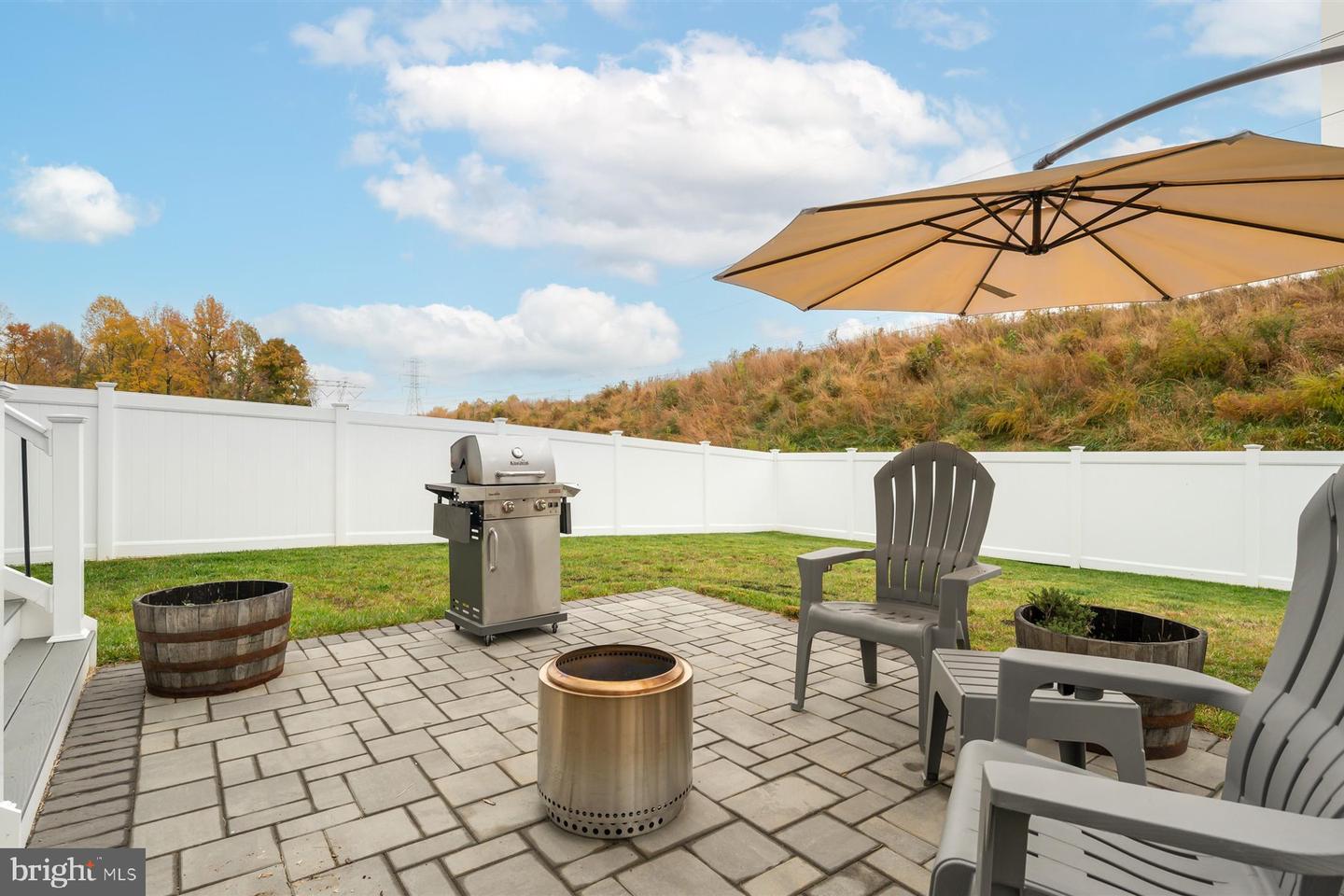 1416 Service Berry Way