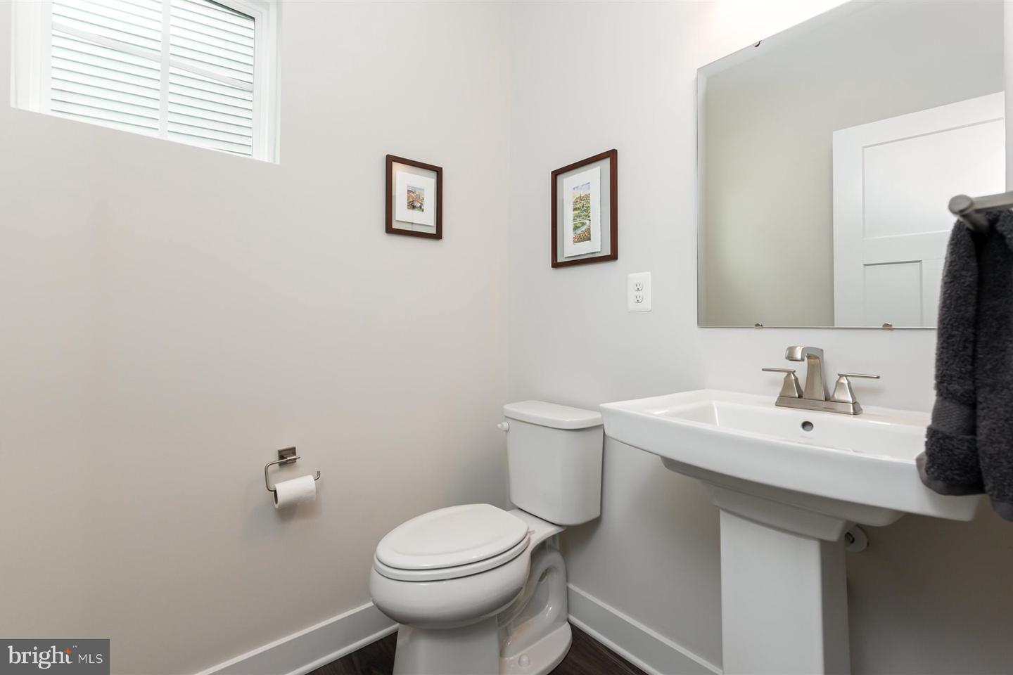 1416 Service Berry Way