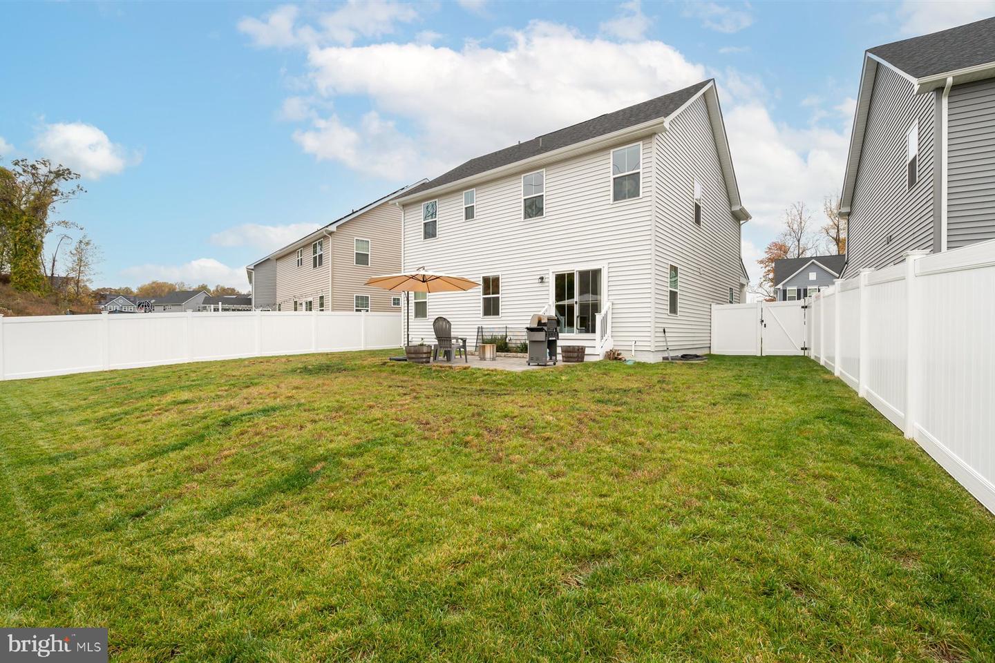 1416 Service Berry Way