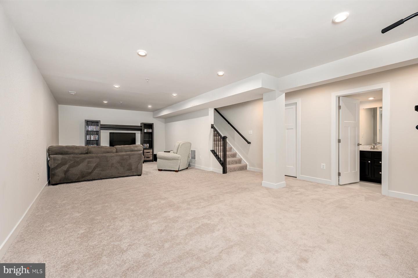 1416 Service Berry Way