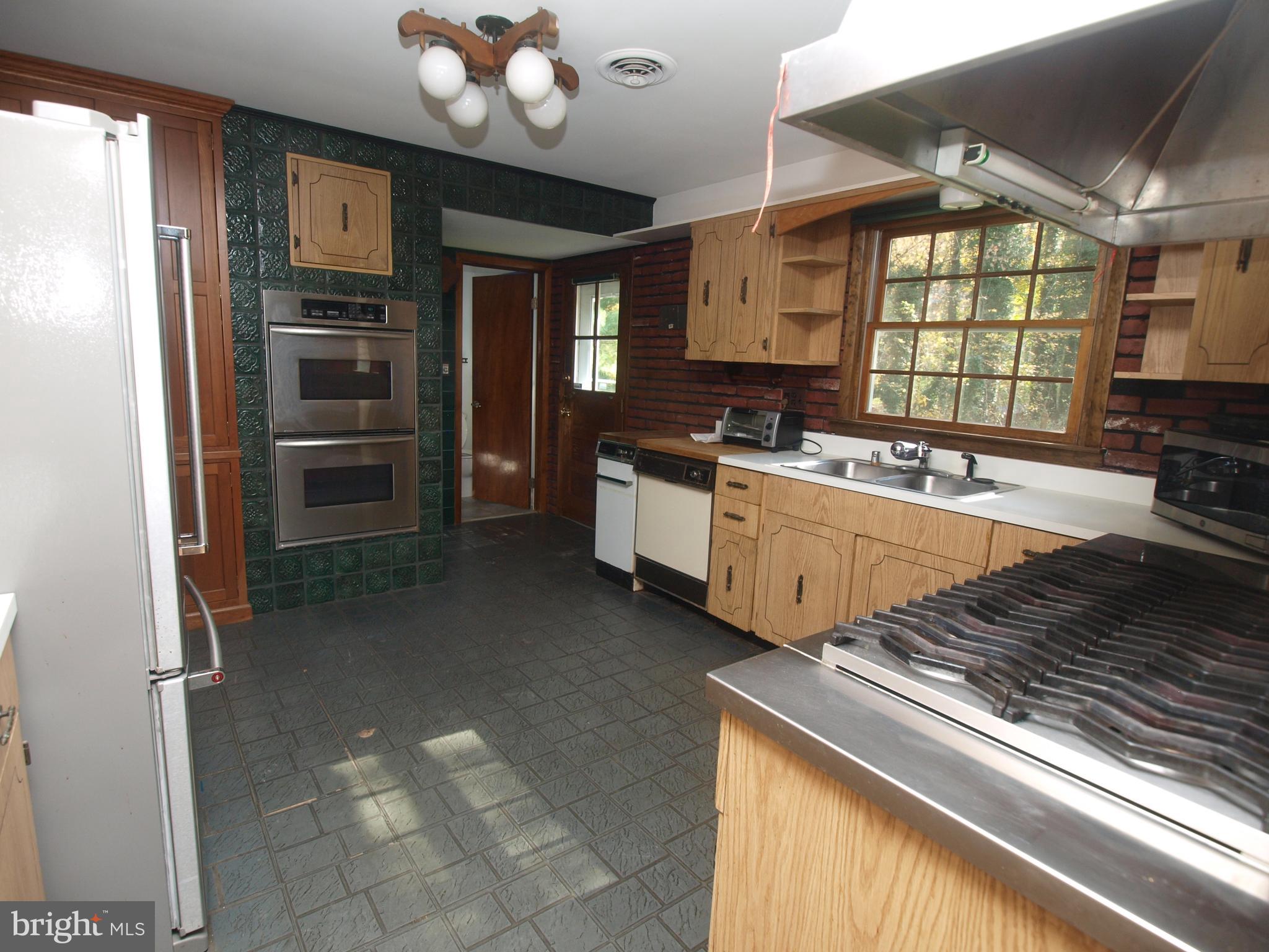 1592 Baltimore Annapolis Blvd