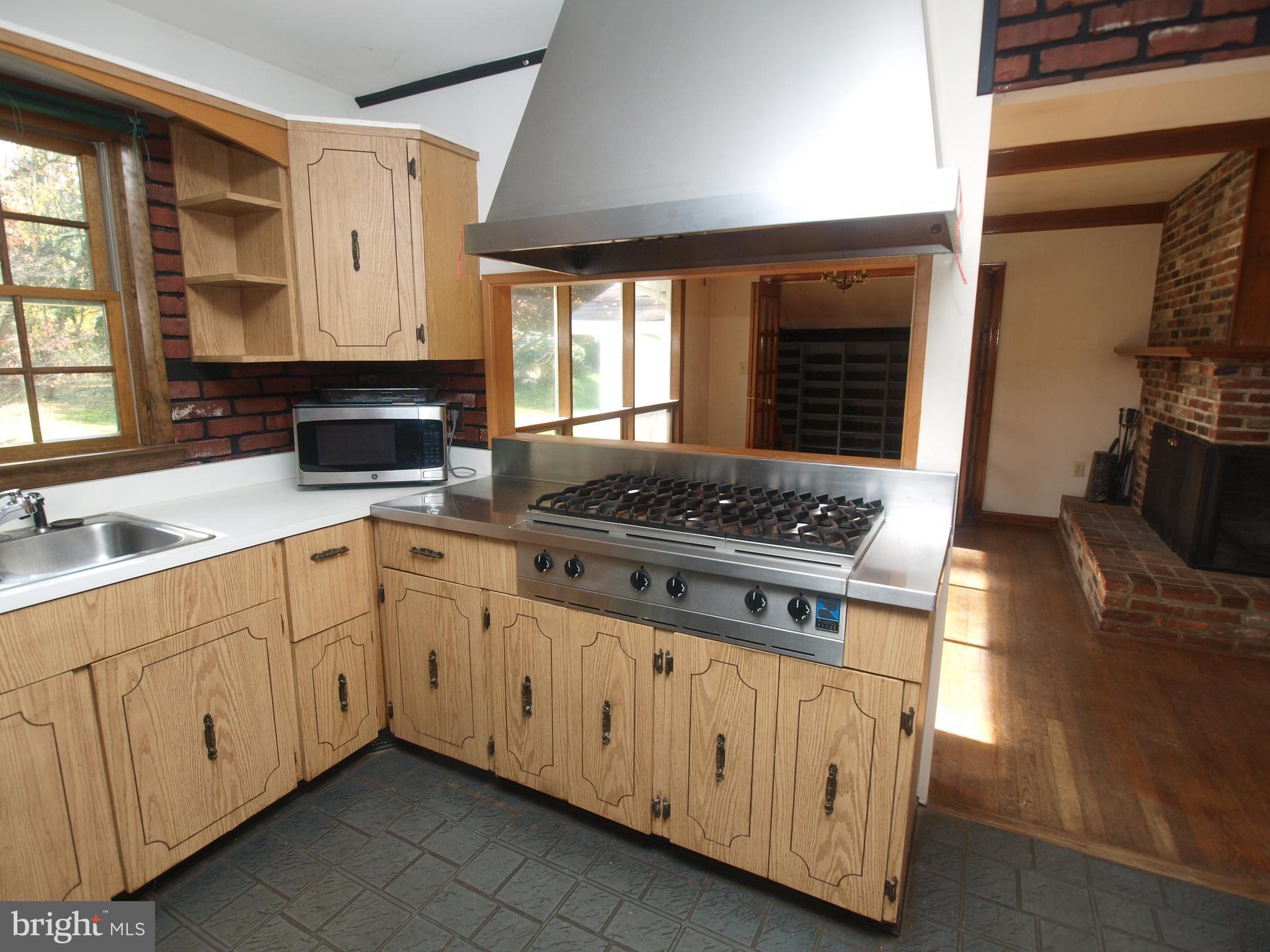 1592 Baltimore Annapolis Blvd