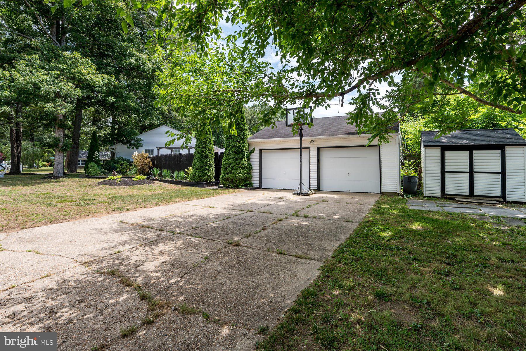 1523 Patuxent Manor Rd