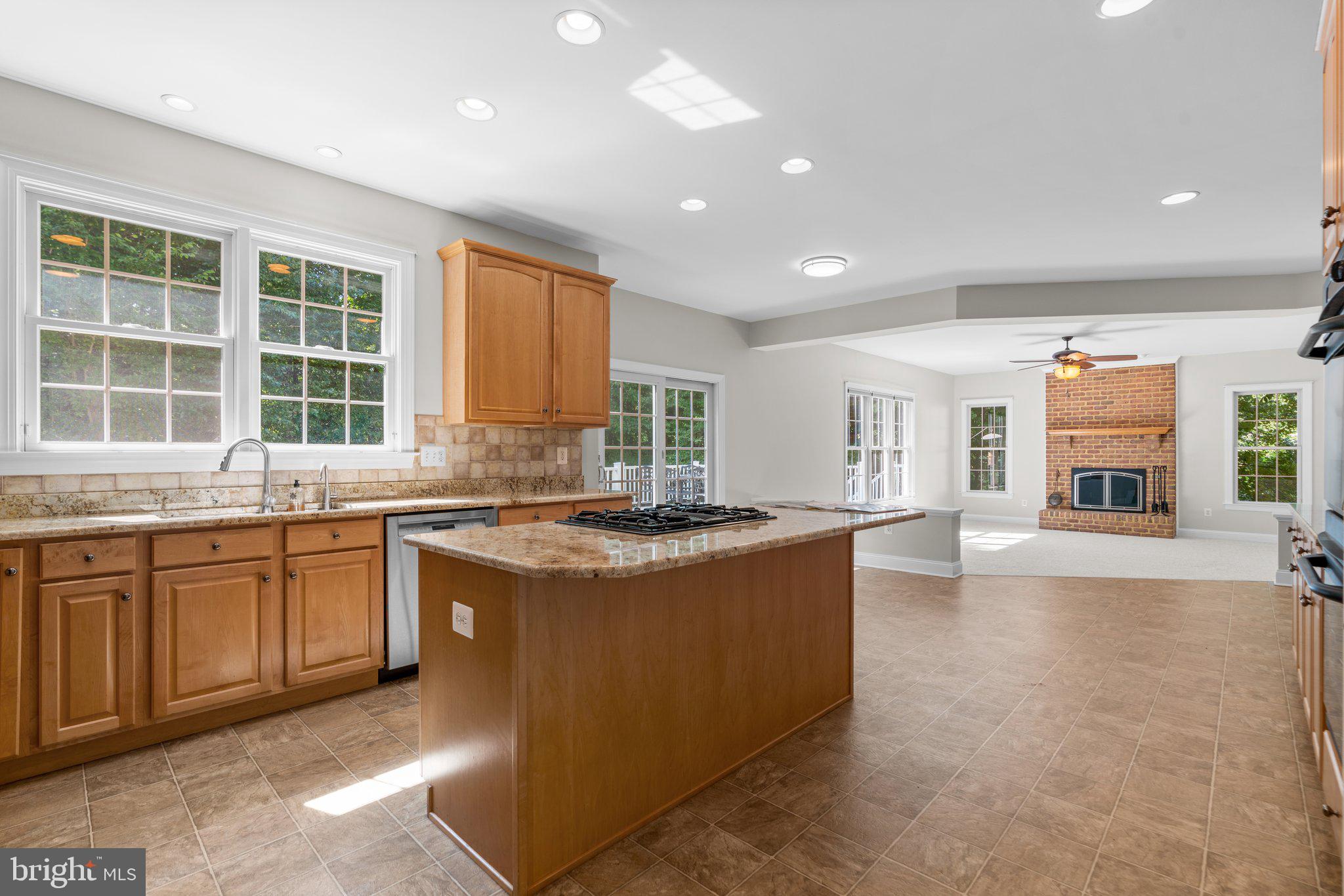 1221 Tailwind Ct