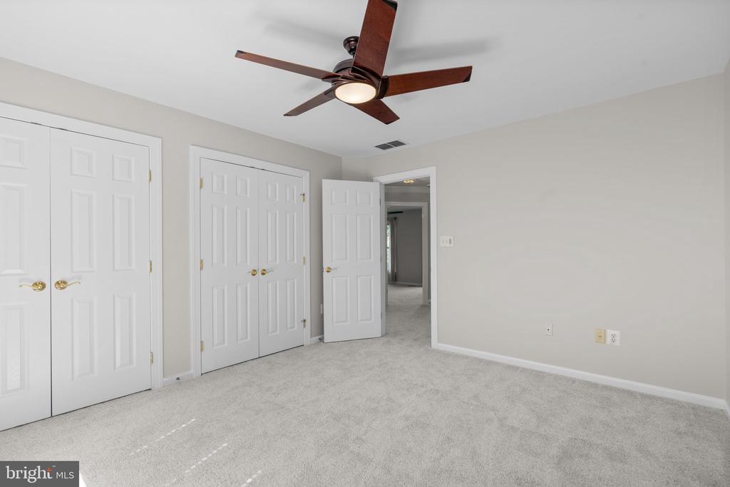 1221 Tailwind Ct